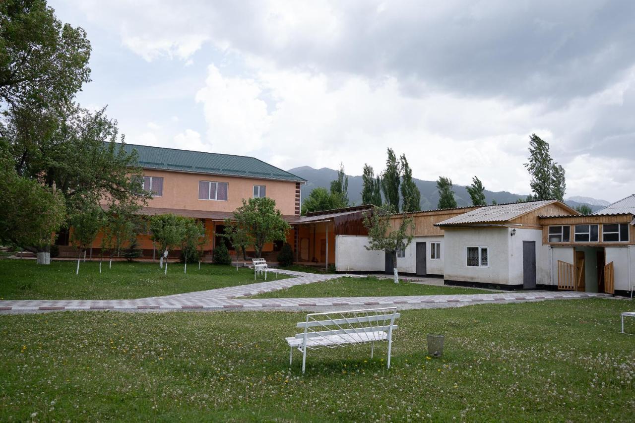 Guest House Jekshen Imeni Karla Marksa  外观 照片